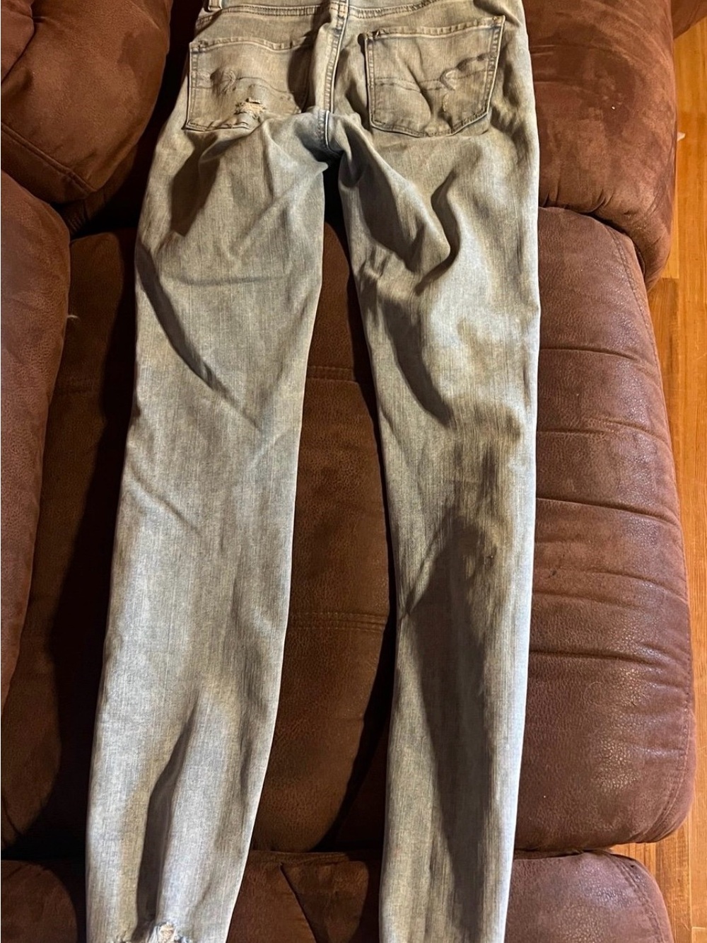 American Eagle Outfitters Skinny Jeans in Light Gray Wash